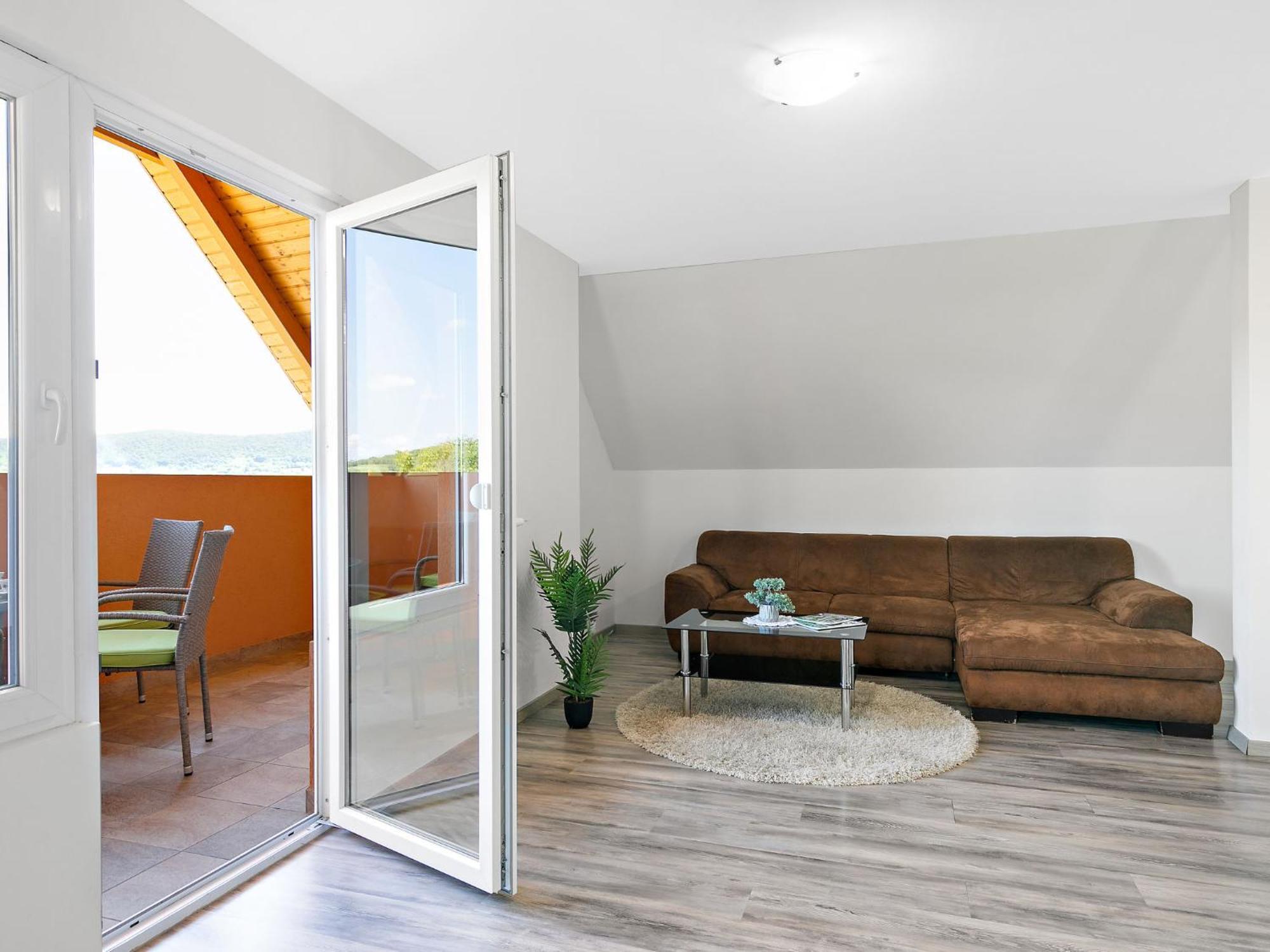 Apartment Beate - Bac121 By Interhome Badacsonytomaj Exterior foto